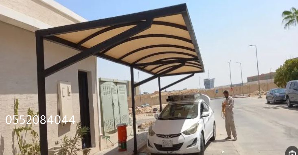 استمتع بحماية مثالية مع مظلات خارجية كهربائية في الأحساء مع تحكم عن بُعد.