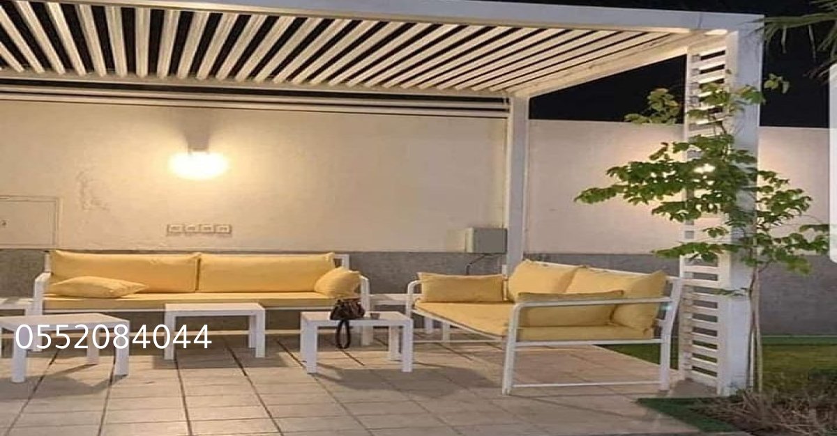 تصميمات برجولات خشب حصرية للحدائق والمنازل