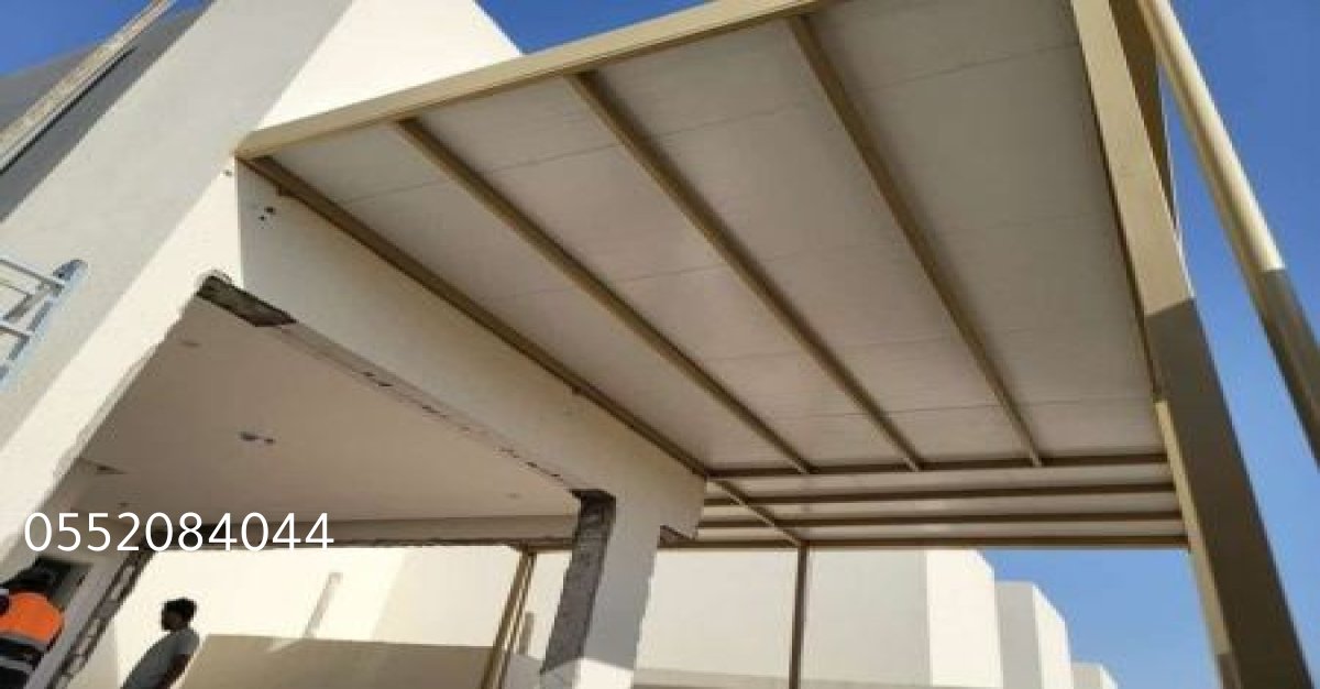ساندوتش بانل يضمن لك تركيبًا سريعًا مع مقاومة عالية للرطوبة والعوامل الجوية.
